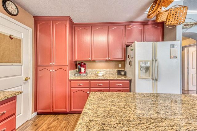 11 Newington Circle, Salinas, CA 93906