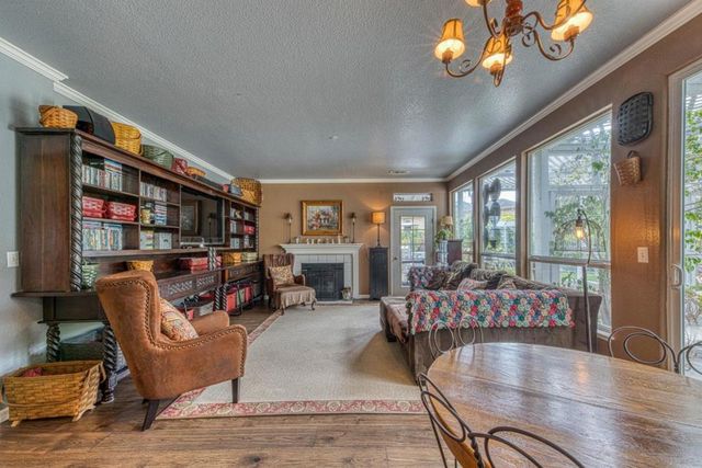 11 Newington Circle, Salinas, CA 93906