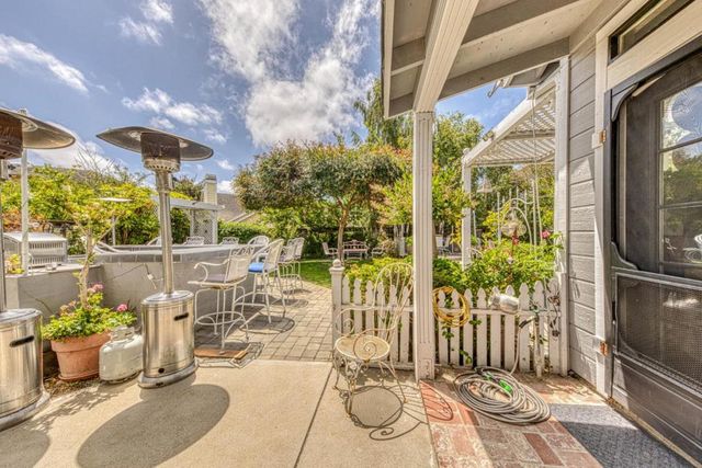 11 Newington Circle, Salinas, CA 93906