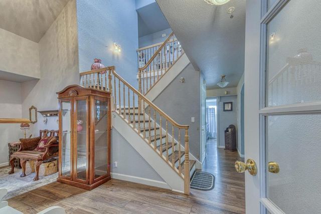 11 Newington Circle, Salinas, CA 93906