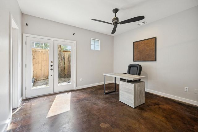 2404 Fairview Street C, Houston, TX 77006