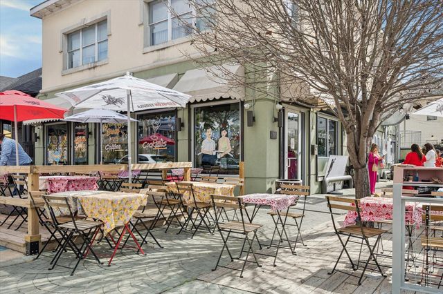 2404 Fairview Street C, Houston, TX 77006