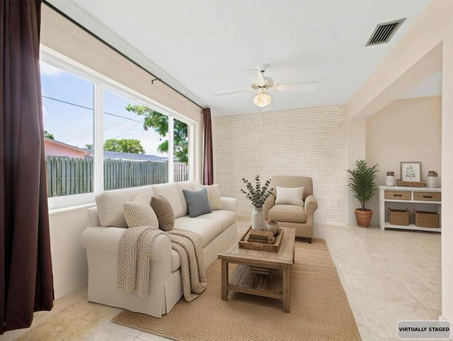 8400 Sunset Strip, Sunrise, FL 33322