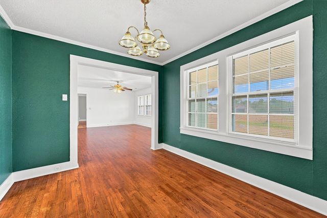 901 W Hanna Street, Denison, TX 75020