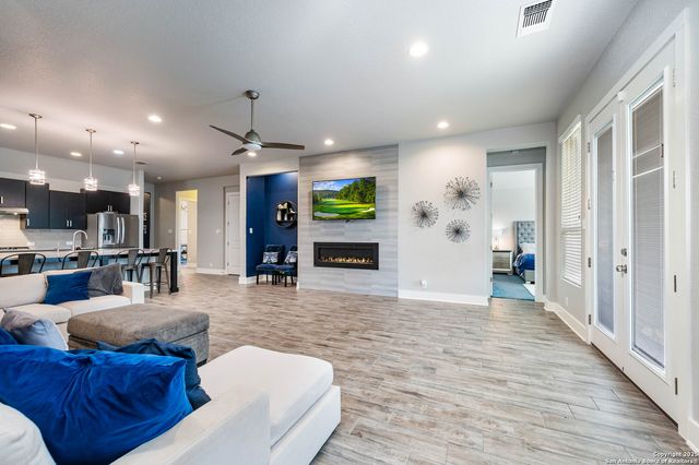 316 Ballad Blfs, Spring Branch, TX 78070
