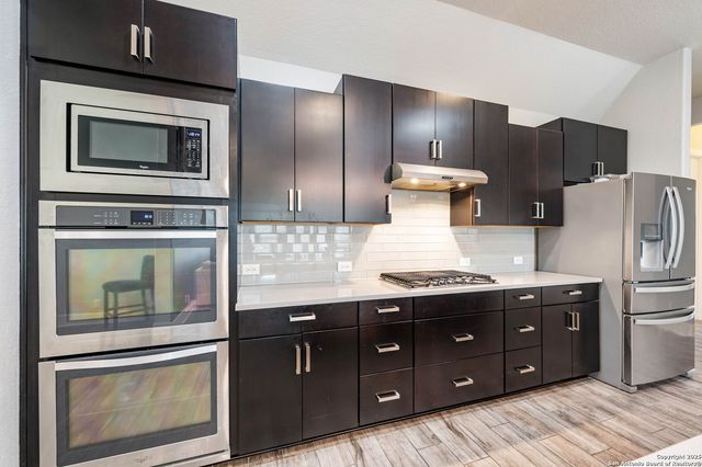 316 Ballad Blfs, Spring Branch, TX 78070