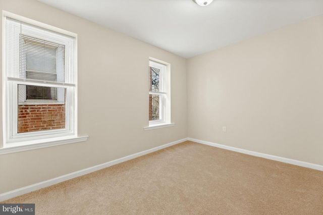 6826 N 15TH ST, Philadelphia, PA 19126