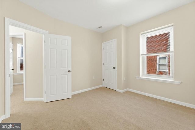 6826 N 15TH ST, Philadelphia, PA 19126