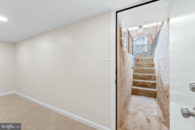 6826 N 15TH ST, Philadelphia, PA 19126