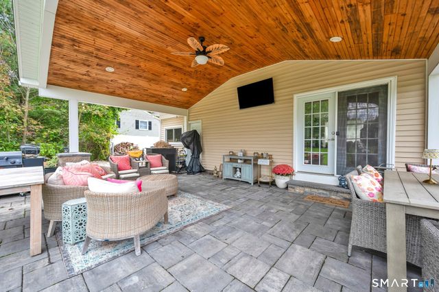 207 Manor Road, Southington, CT 06479