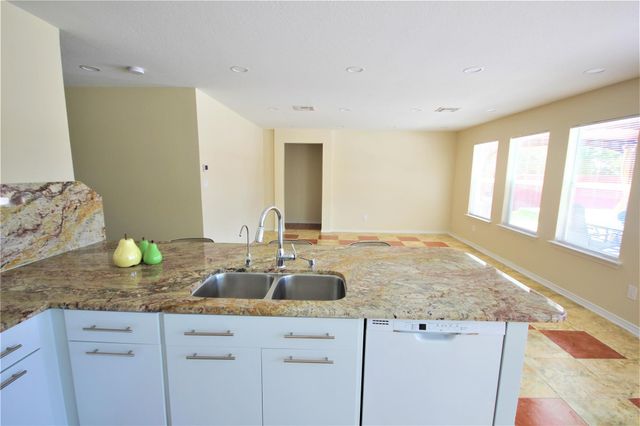 205 Rinehardt ST, Hutto, TX 78634