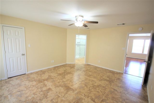 205 Rinehardt ST, Hutto, TX 78634