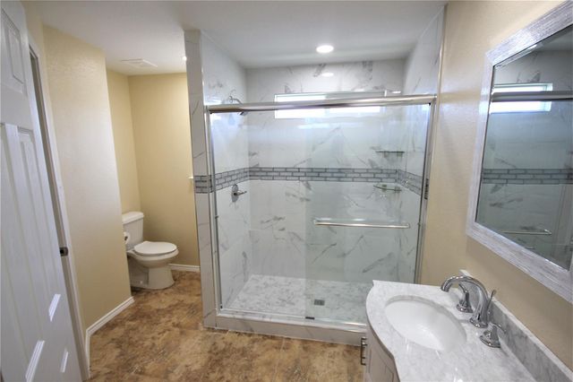 205 Rinehardt ST, Hutto, TX 78634