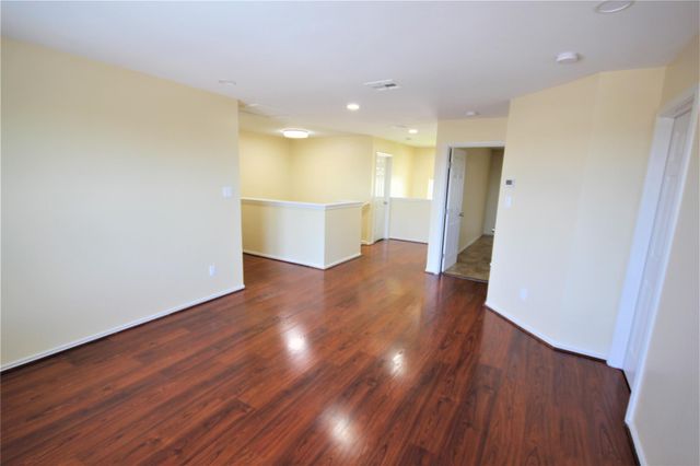 205 Rinehardt ST, Hutto, TX 78634