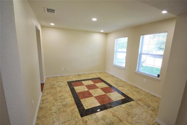 205 Rinehardt ST, Hutto, TX 78634