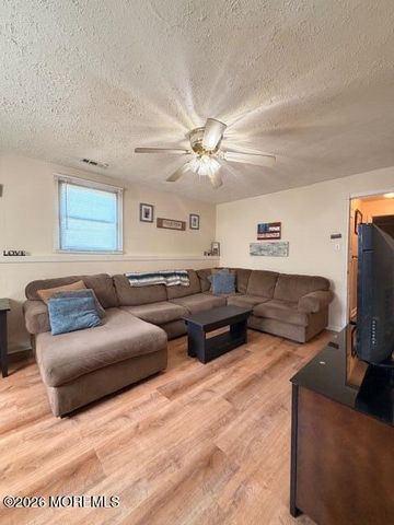 69 Hockamick Road, Cookstown, NJ 08511