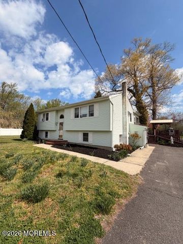 69 Hockamick Road, Cookstown, NJ 08511
