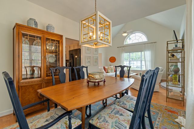 312 Glenridge Ct, Nashville, TN 37221