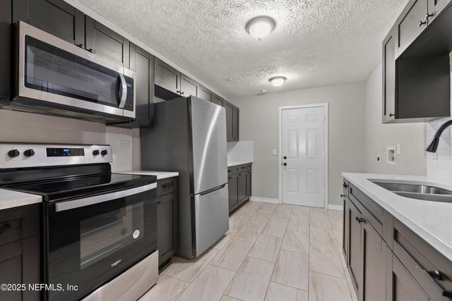 9635 NORFOLK Boulevard, Jacksonville, FL 32208