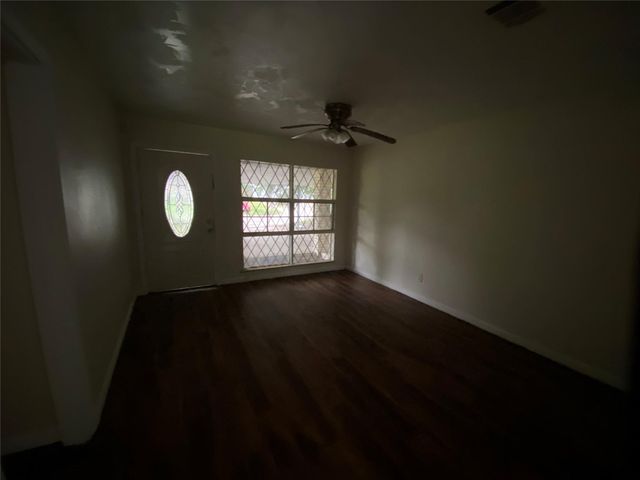 5719 Beldart Street, Houston, TX 77033