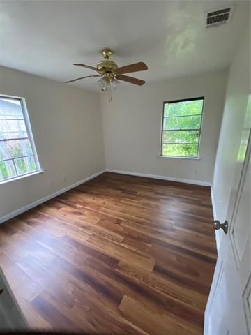 5719 Beldart Street, Houston, TX 77033