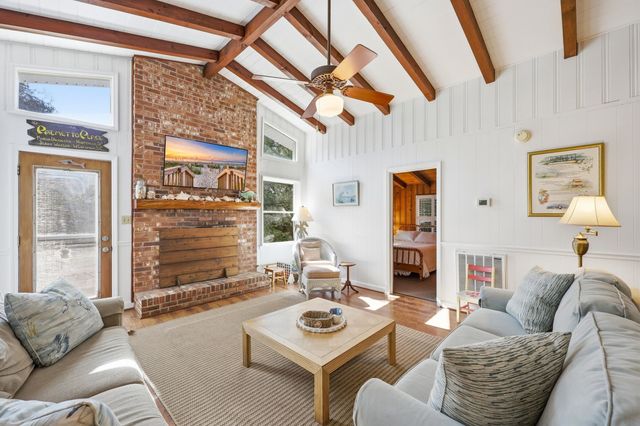 91 Parker Dr., Pawleys Island, SC 29585