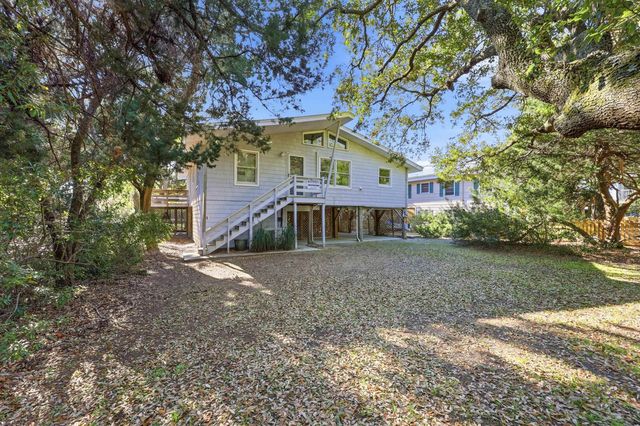 91 Parker Dr., Pawleys Island, SC 29585