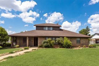 2735 Steamboat Circle, Arlington, TX 76006