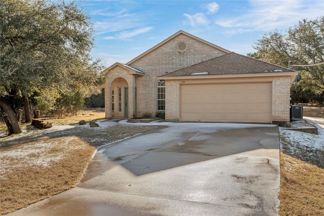 1392 Spanish Oak Trail, Whitney, TX 76692