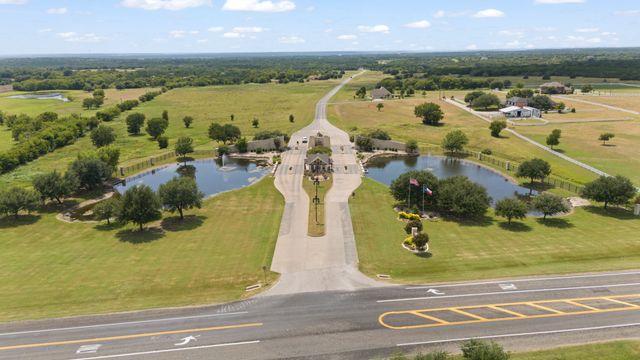 1392 Spanish Oak Trail, Whitney, TX 76692