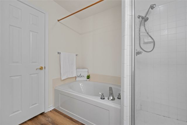 1392 Spanish Oak Trail, Whitney, TX 76692