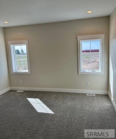 360 Meadow Walk Dr, Shelley, ID 83274