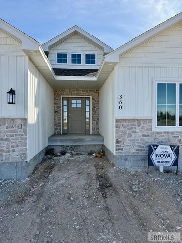 360 Meadow Walk Dr, Shelley, ID 83274