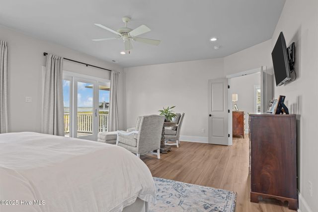 10530 Coast Guard Road, Emerald Isle, NC 28594