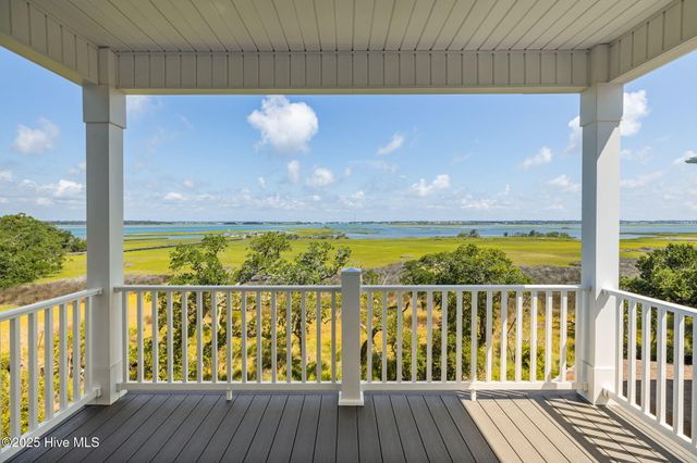 10530 Coast Guard Road, Emerald Isle, NC 28594