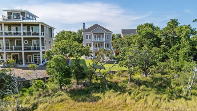 10530 Coast Guard Road, Emerald Isle, NC 28594