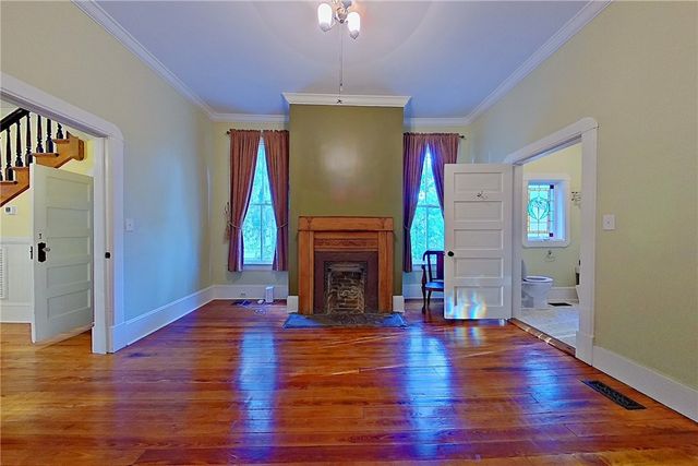 912 Carpenter Street, Brunswick, GA 31520