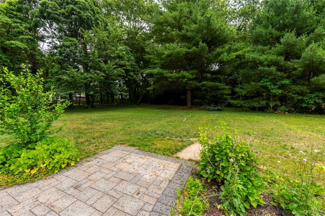 95 Haven Avenue, Ronkonkoma, NY 11779