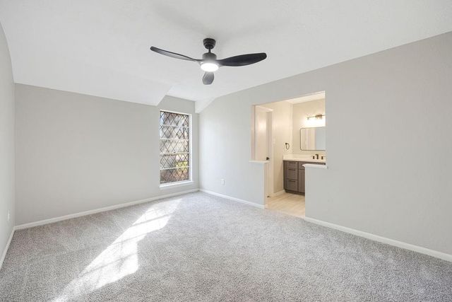 2114 Eagle Point Road, Crosby, TX 77532