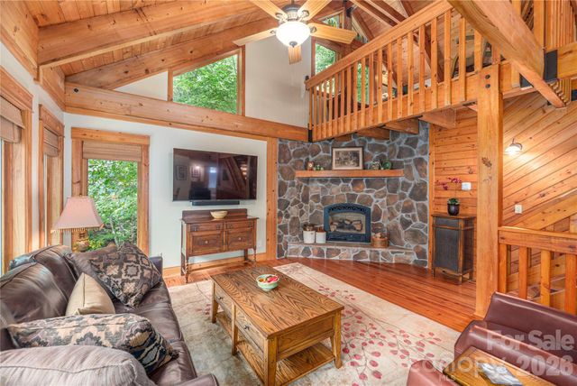 116 Ivy Road, Mills River, NC 28759