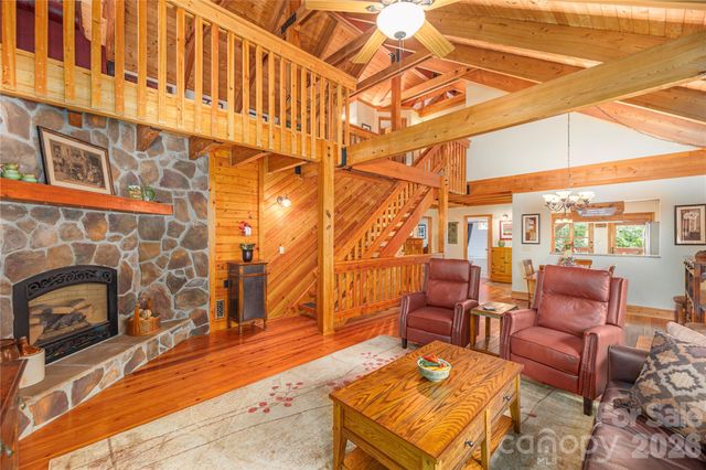 116 Ivy Road, Mills River, NC 28759