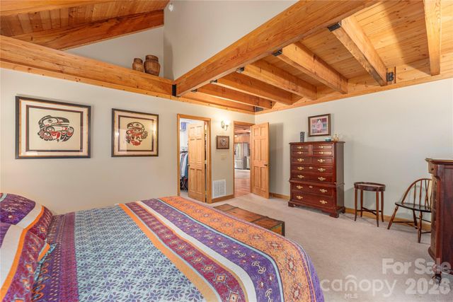 116 Ivy Road, Mills River, NC 28759