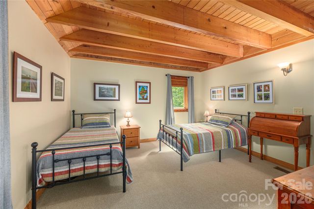 116 Ivy Road, Mills River, NC 28759