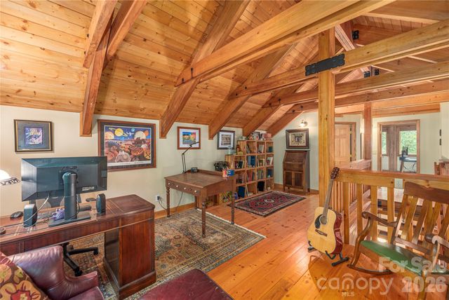 116 Ivy Road, Mills River, NC 28759