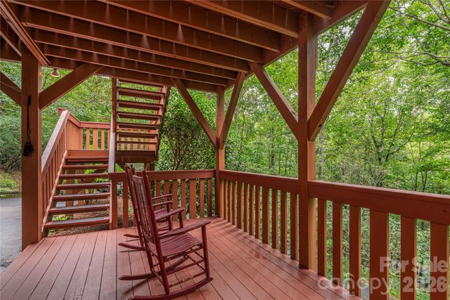 116 Ivy Road, Mills River, NC 28759
