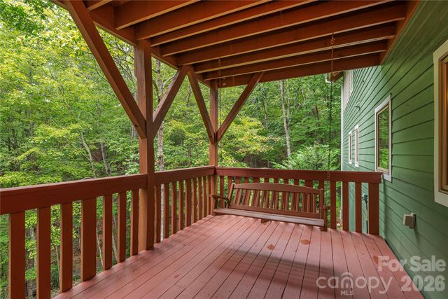 116 Ivy Road, Mills River, NC 28759