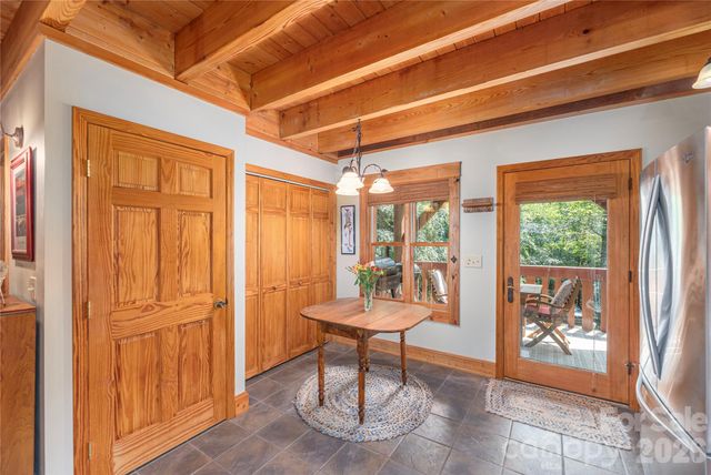 116 Ivy Road, Mills River, NC 28759