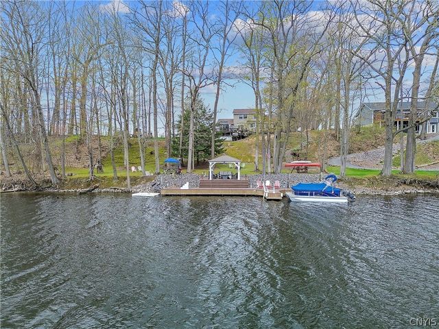 106 County Route 10, Schroeppel, NY 13132