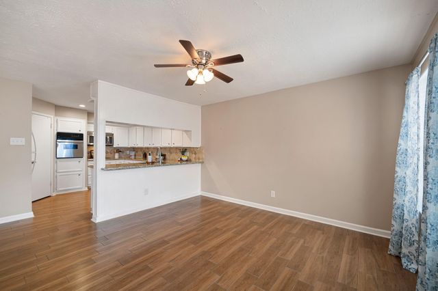 11566 S Kirkwood Road, Houston, TX 77477