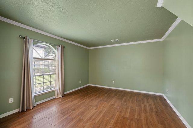 11566 S Kirkwood Road, Houston, TX 77477